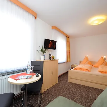 Hotel Zum Birkenhof Stechlin